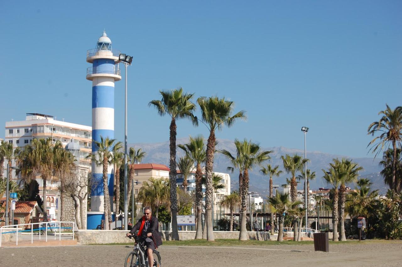 Apartamento Magnifico ático en la playa Torre Del Mar Exterior foto